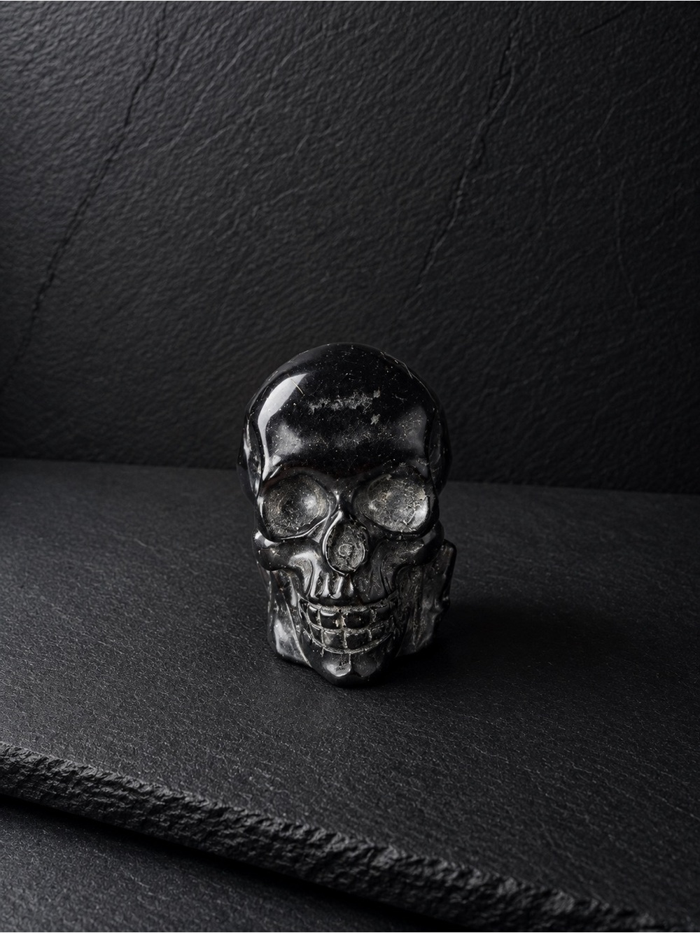 Obsidian Skull in Hand